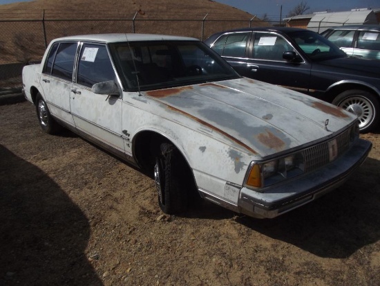 1985 OLDSMOBILE REGENCY CAR, S/N 1G3CW6933F1317222, V6, AUTO, 195659, DOES NOT RUN, PARTS ONLY BILL