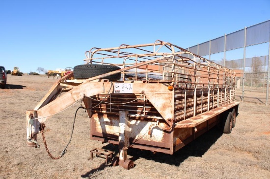 24' T/A GOOSENECK LIVESTOCK TRAILER, BUTTERFLY GATE, (2) DIVIDER GATES BILL OF SALE...
