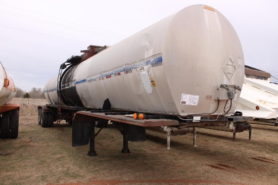 1990 FREUHAUF...T/A OIL TANKER TRAILER, S/N 1H4T04324LL027821