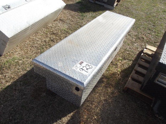 TRACTOR SUPPLY TOOLBOX...