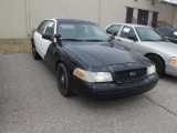 2008 FORD CROWN VIC CAR, S/N 2FAFP71V38X178108, AUTO TRANS, OD READS 169773 MILES...