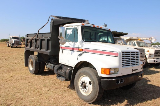 1996 IHC 4900 S/A DUMP TRUCK, S/N 1HTSDAAN8TH274648, 6 SPD TRANS, OD READS 294310 MILES