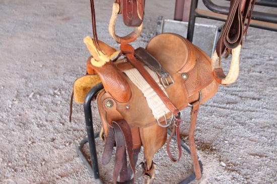 SADDLE , 16" SEAT (GONE THRU & NEW)