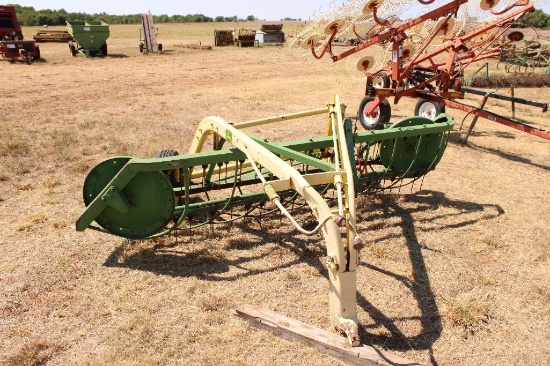 JOHN DEERE SIDE DELIVERY RAKE, S/N E0640014820