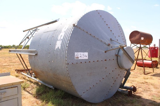 12 TON FEEDBIN W/ AUGER
