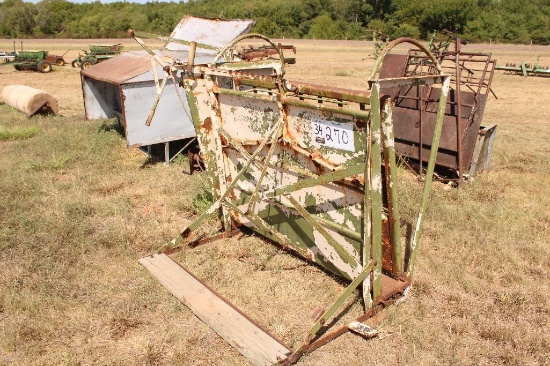 HEAD CHUTE/CALF TABLE