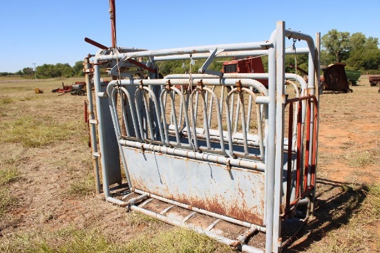 FILSON CATTLE CHUTE...
