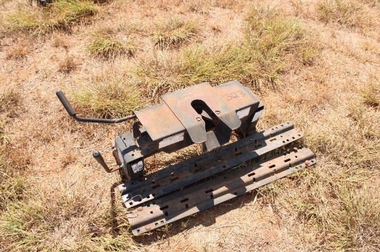 REESE RAIL SYSTEM W/ 5TH WHEEL 15K RATED