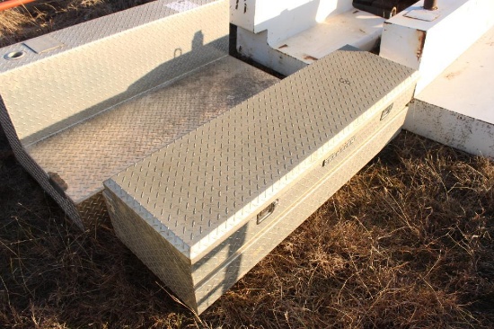 DELTA DIAMOND TREADPLATE TOOL BOX . LOCATED IN YARD 1 ELMORE CITY...