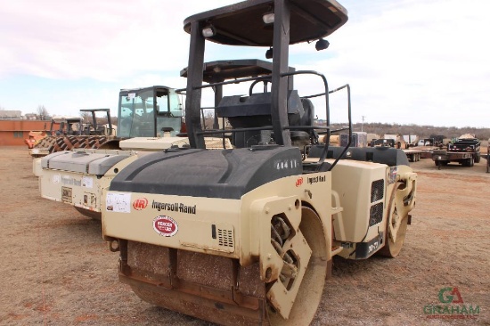 2006 INGERSOLL RAND DD70HF DOUBLE DRUM ROLLER, S/N 188272, CANOPY, HOUR METER READS 1589 HRS