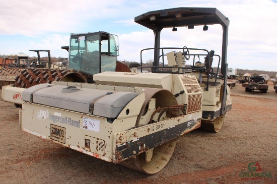 2005 INGERSOLL DD125HF RAND DOUBLE DRUM ROLLER, S/N 173590, HOUR METER READS 5462 HRS