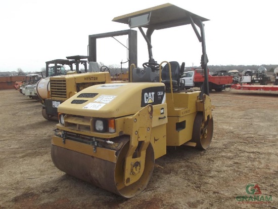 2011 CAT CB34 DOUBLE DRUM ROLLER, S/N 700225, CANOPY, HOUR METER READS 3046 HRS