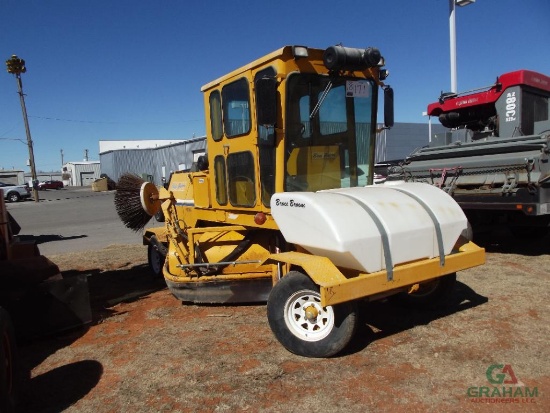 BROCE RJ350 ROAD BROOM, S/N 401261, CAB, (DOES NOT RUN)