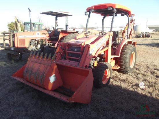 2010 KUBOTA M59 TRACTOR, HOUR METER READS 220 HRS, BACKHOE ATTACHMENT W/ HYD THUMB, 3PT ARMS