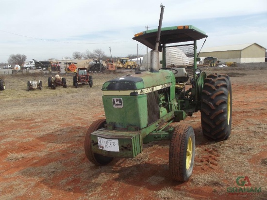 1980 JOHN DEERE 2640 FARM TRACTOR, S/N 345195T, CANOPY