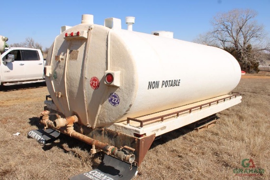 3000 GALLON WATER TANK