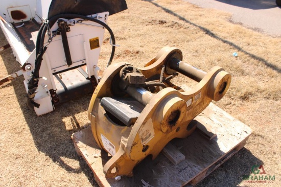 2015 CAT HEX COUPLER FOR EXCAVATOR