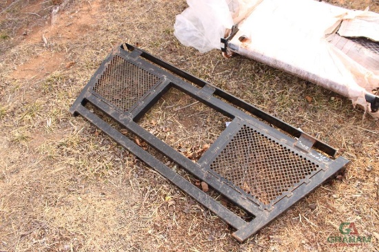 HEADACHE RACK CAME OFF 2006 CHEVY 2500