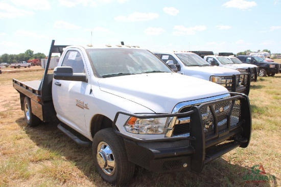 2018 Dodge Ram 3500 4x4 Hay Spike Flatbed, S/N 3c7wrtal5jg306413, Cummins, Auto, Od Reads 33846