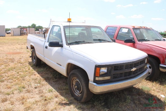 1999 CHEVY 2500 PICKUP, S/N 1GCGC24R8XR701434, V8, AUTO, OD READS 196375 MILES, FUEL TANK W/ PUMP