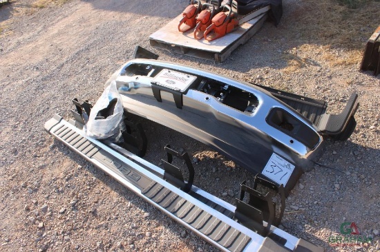 2026 FORD FRONT BUMPER, REAR BUMPER & STEPS . JUST TAKEN OFF NEW PICKUP