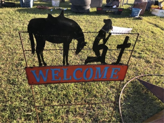 WELCOME SIGN W/PRAYING COWBOY