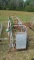 HOG FARROWING CRATES