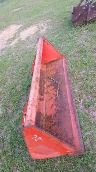 72IN KUBOTA LOADER BUCKET