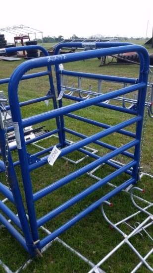 NEW 45 X 4FT BLUE LIVESTOCK GATE