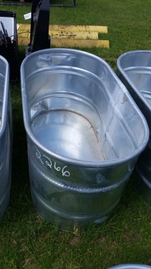NEW GALVANIZED 2X2X4 100 GALLON WATER TROUGH
