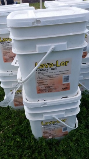 NEW (2) TUBS LAVALOR GRANULAR BAIT