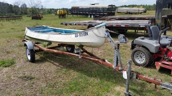 13FT FIBERGLASS BOAT & TRAILER