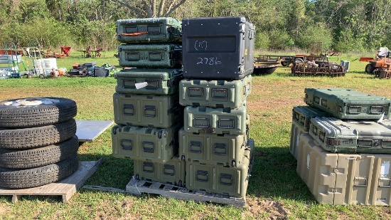 LOT(5) MILITARY BOXES