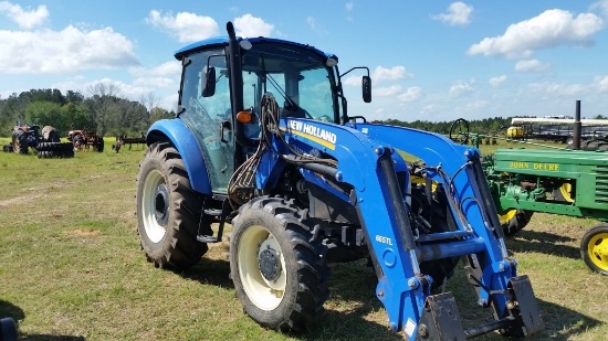 NEW HOLLAND T475 TRACTOR
