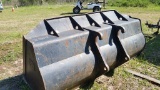 8FT CATERPILLAR TH63 LOADER BUCKET