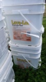NEW (2) TUBS LAVALOR GRANULAR BAIT