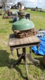 VINTAGE GREEN LIGHT, BLOCKS & STAND