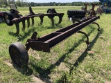 TOOL BAR W/PLOW FEET