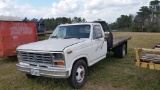 1986 FORD DUALLY TRUCK