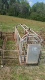 HOG FARROWING CRATES