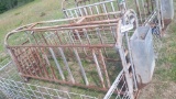 HOG FARROWING CRATES