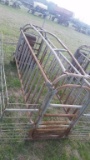 HOG FARROWING CRATES