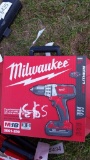 NEW MILWAUKEE M18 CORDLESS DRILL