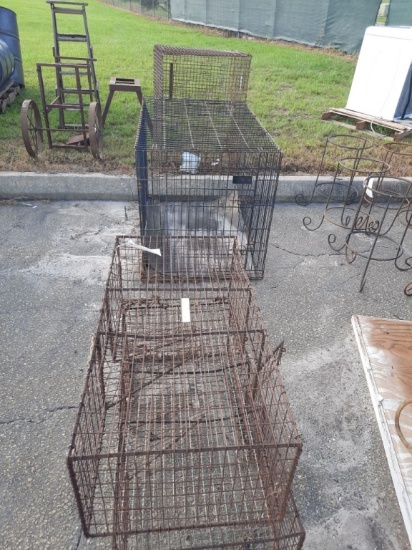 ANIMAL TRAPS/CAGES