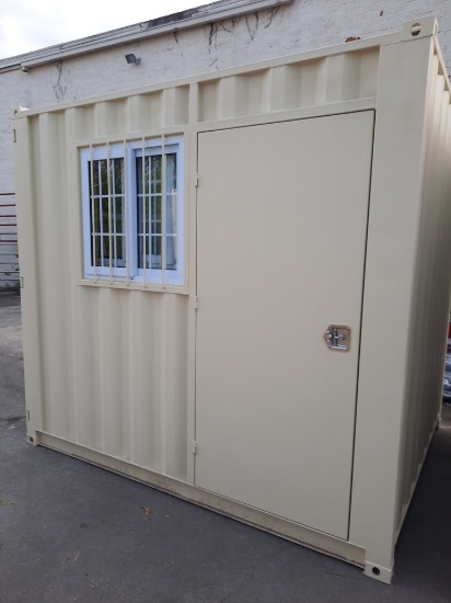 9' container w/ side entry and window
