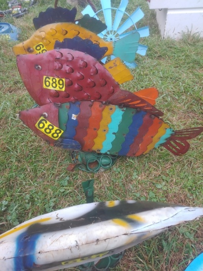 12in Rainbow Metal Fish