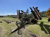 31ft John Deere 630 Folding Hare