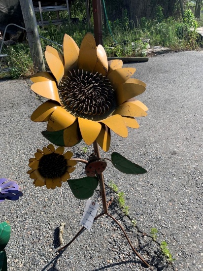 large metal sunflower w/ ladybug