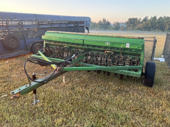 John Deere 8200 Pull Type Seed Drill