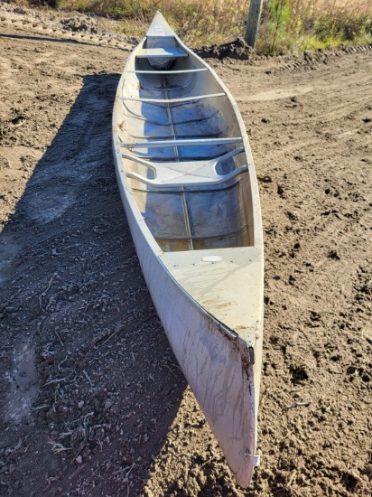 Aluminum Canoe, Gruman